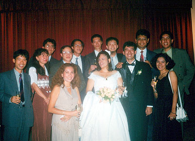 En el matrimonio de Napoleón Kcomt (1999)