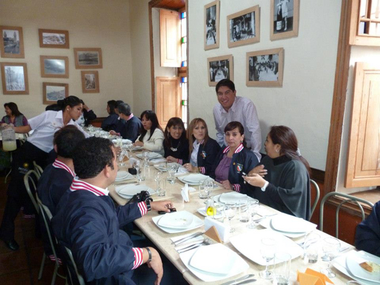 Colegio Peruano Chino Diez de Octubre